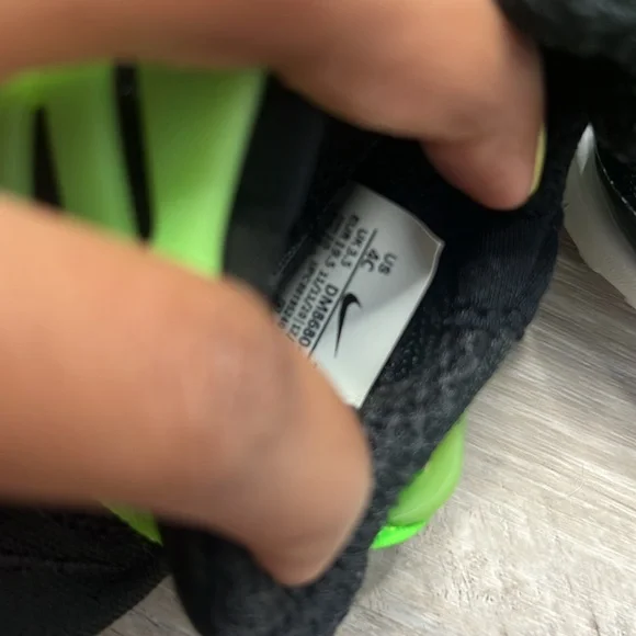 Toddler Nike Presto TD Green Strike Size 4c - Picture 6 of 6